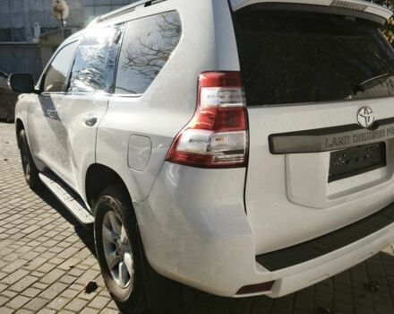 Белый Тойота Ленд Крузер Прадо 150, объемом двигателя 2.8 л и пробегом 156 тыс. км за 22000 $, фото 2 на Automoto.ua