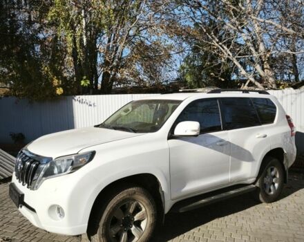 Белый Тойота Ленд Крузер Прадо 150, объемом двигателя 2.8 л и пробегом 156 тыс. км за 22000 $, фото 1 на Automoto.ua