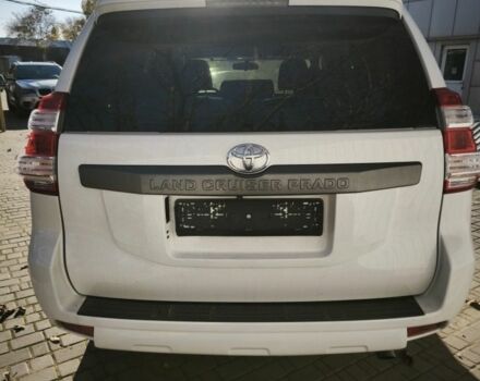 Белый Тойота Ленд Крузер Прадо 150, объемом двигателя 2.8 л и пробегом 156 тыс. км за 22000 $, фото 3 на Automoto.ua