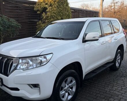 Белый Тойота Ленд Крузер Прадо 150, объемом двигателя 2.8 л и пробегом 98 тыс. км за 35333 $, фото 1 на Automoto.ua