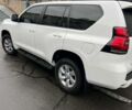 Білий Тойота Ленд Крузер Прадо 150, об'ємом двигуна 2.7 л та пробігом 83 тис. км за 28500 $, фото 1 на Automoto.ua