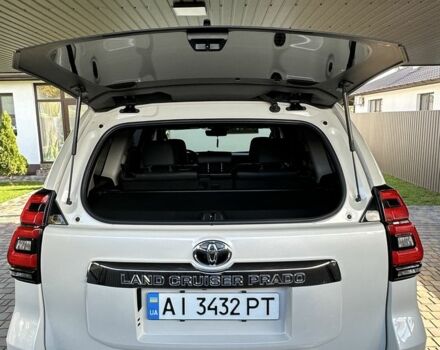 Білий Тойота Ленд Крузер Прадо 150, об'ємом двигуна 2.8 л та пробігом 101 тис. км за 40000 $, фото 19 на Automoto.ua