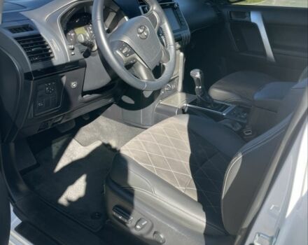 Белый Тойота Ленд Крузер Прадо 150, объемом двигателя 2.7 л и пробегом 59 тыс. км за 34000 $, фото 20 на Automoto.ua