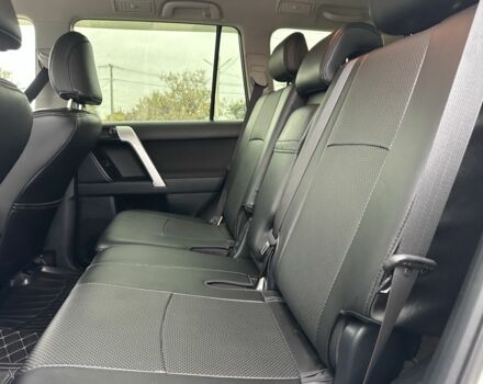 Білий Тойота Ленд Крузер Прадо 150, об'ємом двигуна 4 л та пробігом 70 тис. км за 39999 $, фото 6 на Automoto.ua