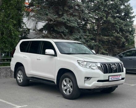 Білий Тойота Ленд Крузер Прадо 150, об'ємом двигуна 0 л та пробігом 80 тис. км за 36500 $, фото 1 на Automoto.ua