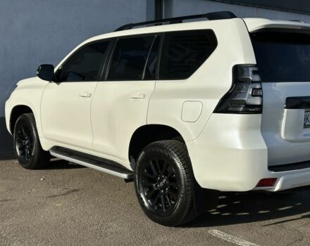 Білий Тойота Ленд Крузер Прадо 150, об'ємом двигуна 4 л та пробігом 132 тис. км за 39900 $, фото 9 на Automoto.ua