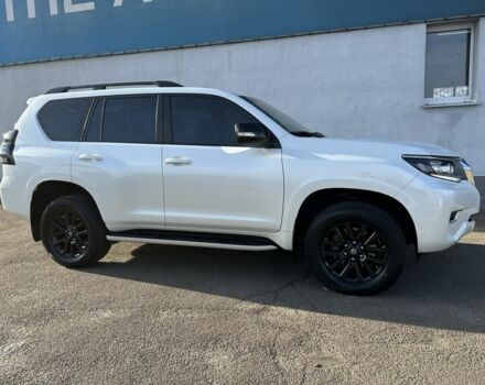 Білий Тойота Ленд Крузер Прадо 150, об'ємом двигуна 4 л та пробігом 132 тис. км за 39900 $, фото 6 на Automoto.ua