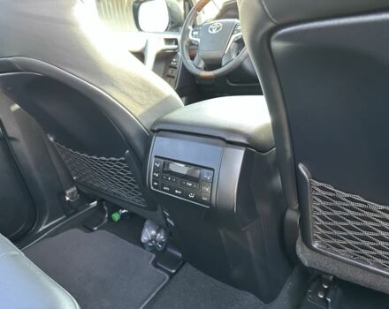 Білий Тойота Ленд Крузер Прадо 150, об'ємом двигуна 4 л та пробігом 132 тис. км за 39900 $, фото 17 на Automoto.ua