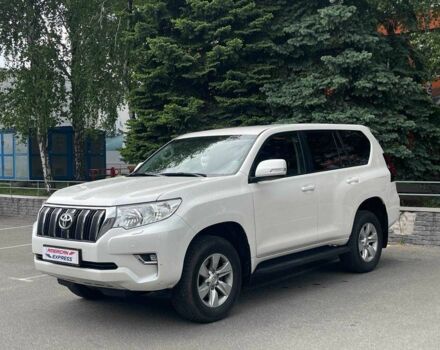 Білий Тойота Ленд Крузер Прадо 150, об'ємом двигуна 0 л та пробігом 80 тис. км за 36500 $, фото 4 на Automoto.ua