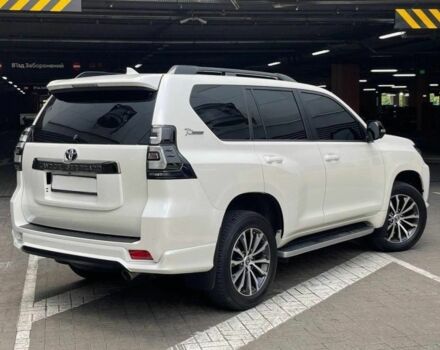 Белый Тойота Ленд Крузер Прадо 150, объемом двигателя 4 л и пробегом 38 тыс. км за 55000 $, фото 5 на Automoto.ua