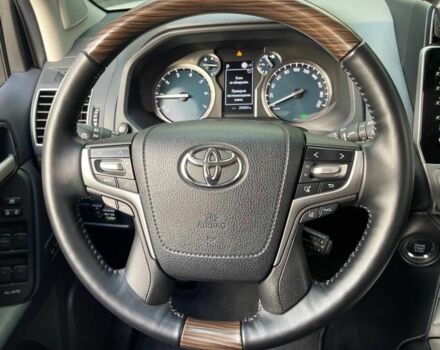 Белый Тойота Ленд Крузер Прадо 150, объемом двигателя 4 л и пробегом 38 тыс. км за 55000 $, фото 11 на Automoto.ua