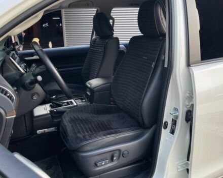 Белый Тойота Ленд Крузер Прадо 150, объемом двигателя 4 л и пробегом 38 тыс. км за 55000 $, фото 6 на Automoto.ua