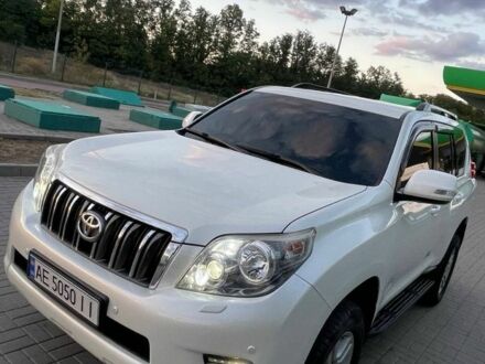 Тойота Ленд Крузер Прадо 150 2010 в Днепре (Днепропетровске) на Automoto.ua Белый Тойота Ленд Крузер Прадо 150, объемом двигателя 4 л и пробегом 237 тыс. км за 22999 $, фото 1 на Automoto.ua