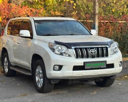 Білий Тойота Ленд Крузер Прадо 150, об'ємом двигуна 3 л та пробігом 202 тис. км за 23900 $, фото 1 на Automoto.ua