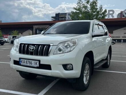 Тойота Ленд Крузер Прадо 150 2012 в Киеве на Automoto.ua Белый Тойота Ленд Крузер Прадо 150, объемом двигателя 2.7 л и пробегом 174 тыс. км за 21000 $, фото 1 на Automoto.ua