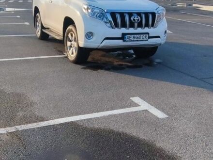 Тойота Ленд Крузер Прадо 150 2017 у Кривому Розі на Automoto.ua Білий Тойота Ленд Крузер Прадо 150, об'ємом двигуна 2.7 л та пробігом 192 тис. км за 26000 $, фото 1 на Automoto.ua