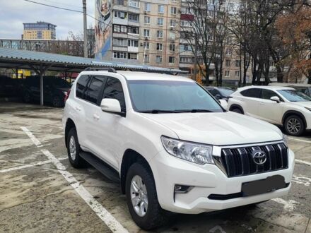 Білий Тойота Ленд Крузер Прадо 150, об'ємом двигуна 2.7 л та пробігом 152 тис. км за 30500 $, фото 1 на Automoto.ua