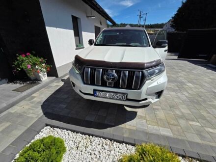 Тойота Ленд Крузер Прадо 150 2018 в Славуте на Automoto.ua Белый Тойота Ленд Крузер Прадо 150, объемом двигателя 2.8 л и пробегом 268 тыс. км за 46770 $, фото 1 на Automoto.ua