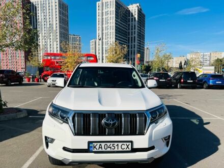 Тойота Ленд Крузер Прадо 150 2019 у Києві на Automoto.ua Білий Тойота Ленд Крузер Прадо 150, об'ємом двигуна 4 л та пробігом 99 тис. км за 39770 $, фото 1 на Automoto.ua