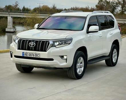 Білий Тойота Ленд Крузер Прадо 150, об'ємом двигуна 4 л та пробігом 150 тис. км за 33500 $, фото 1 на Automoto.ua