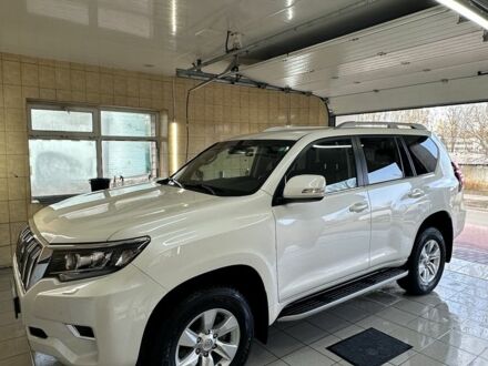 Тойота Ленд Крузер Прадо 150 2020 у Києві на Automoto.ua Білий Тойота Ленд Крузер Прадо 150, об'ємом двигуна 3.96 л та пробігом 45 тис. км за 47500 $, фото 1 на Automoto.ua