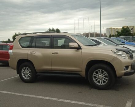 Бежевий Тойота Ленд Крузер Прадо 150, об'ємом двигуна 2.7 л та пробігом 180 тис. км за 24999 $, фото 1 на Automoto.ua