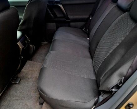 Бежевий Тойота Ленд Крузер Прадо 150, об'ємом двигуна 3 л та пробігом 459 тис. км за 21600 $, фото 2 на Automoto.ua