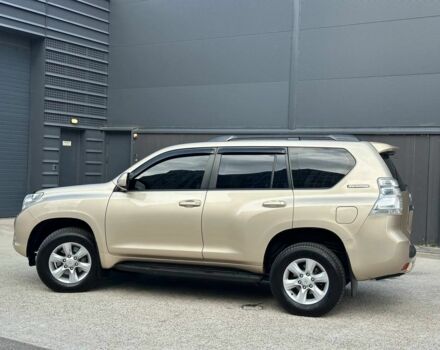 Бежевый Тойота Ленд Крузер Прадо 150, объемом двигателя 3 л и пробегом 218 тыс. км за 25000 $, фото 8 на Automoto.ua