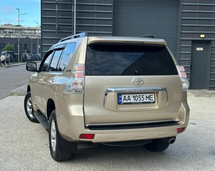 Бежевый Тойота Ленд Крузер Прадо 150, объемом двигателя 3 л и пробегом 218 тыс. км за 25000 $, фото 7 на Automoto.ua