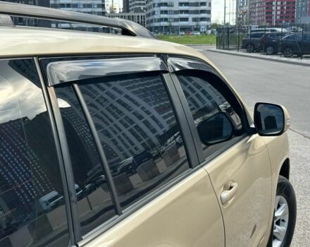 Бежевый Тойота Ленд Крузер Прадо 150, объемом двигателя 3 л и пробегом 218 тыс. км за 25000 $, фото 3 на Automoto.ua