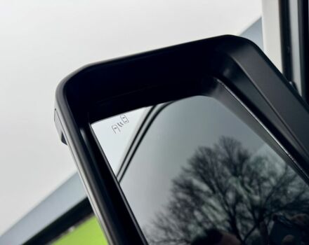 Бежевый Тойота Ленд Крузер Прадо 150, объемом двигателя 2.8 л и пробегом 15 тыс. км за 67900 $, фото 8 на Automoto.ua