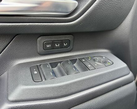 Бежевый Тойота Ленд Крузер Прадо 150, объемом двигателя 2.8 л и пробегом 15 тыс. км за 67900 $, фото 10 на Automoto.ua