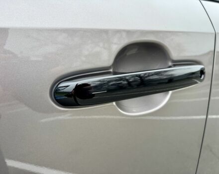 Бежевый Тойота Ленд Крузер Прадо 150, объемом двигателя 2.8 л и пробегом 15 тыс. км за 67900 $, фото 7 на Automoto.ua