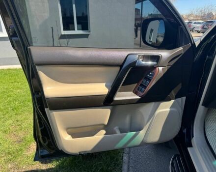 Черный Тойота Ленд Крузер Прадо 150, объемом двигателя 4 л и пробегом 281 тыс. км за 22500 $, фото 7 на Automoto.ua