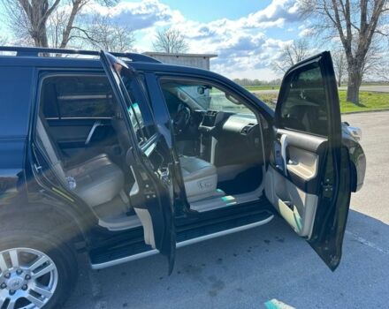 Черный Тойота Ленд Крузер Прадо 150, объемом двигателя 4 л и пробегом 231 тыс. км за 26500 $, фото 6 на Automoto.ua