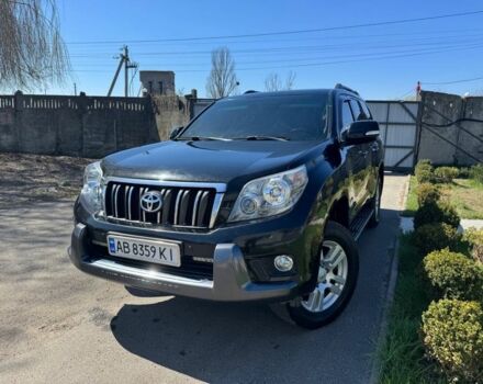 Черный Тойота Ленд Крузер Прадо 150, объемом двигателя 4 л и пробегом 281 тыс. км за 22500 $, фото 2 на Automoto.ua