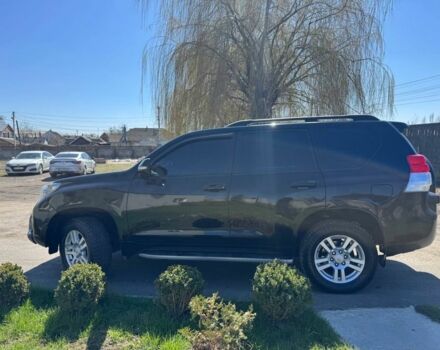 Черный Тойота Ленд Крузер Прадо 150, объемом двигателя 4 л и пробегом 281 тыс. км за 22500 $, фото 3 на Automoto.ua