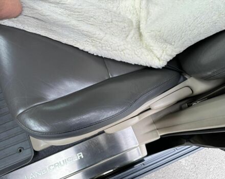 Чорний Тойота Ленд Крузер Прадо 150, об'ємом двигуна 2.7 л та пробігом 125 тис. км за 25999 $, фото 19 на Automoto.ua