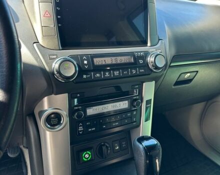 Черный Тойота Ленд Крузер Прадо 150, объемом двигателя 4 л и пробегом 231 тыс. км за 26500 $, фото 11 на Automoto.ua