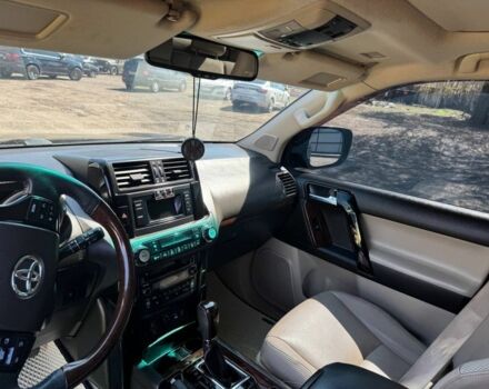 Черный Тойота Ленд Крузер Прадо 150, объемом двигателя 4 л и пробегом 281 тыс. км за 22500 $, фото 6 на Automoto.ua