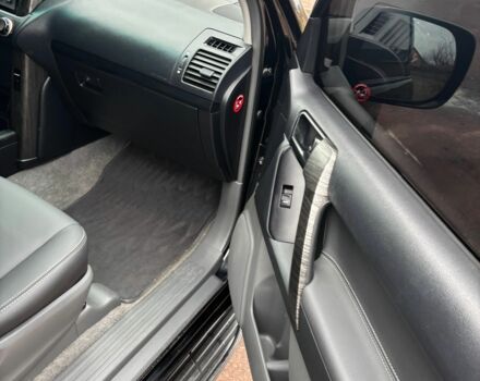 Черный Тойота Ленд Крузер Прадо 150, объемом двигателя 2.7 л и пробегом 248 тыс. км за 21000 $, фото 11 на Automoto.ua