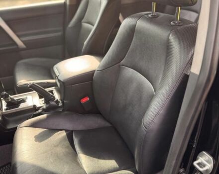 Чорний Тойота Ленд Крузер Прадо 150, об'ємом двигуна 3 л та пробігом 300 тис. км за 26000 $, фото 4 на Automoto.ua