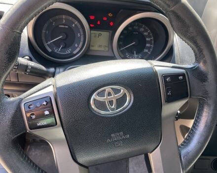 Черный Тойота Ленд Крузер Прадо 150, объемом двигателя 3 л и пробегом 130 тыс. км за 24900 $, фото 15 на Automoto.ua