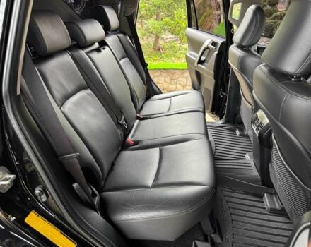 Черный Тойота Ленд Крузер Прадо 150, объемом двигателя 3 л и пробегом 132 тыс. км за 35900 $, фото 17 на Automoto.ua