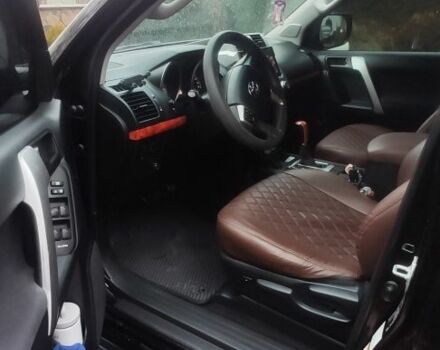 Чорний Тойота Ленд Крузер Прадо 150, об'ємом двигуна 2.7 л та пробігом 159 тис. км за 27777 $, фото 7 на Automoto.ua