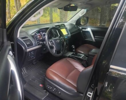 Черный Тойота Ленд Крузер Прадо 150, объемом двигателя 2.8 л и пробегом 95 тыс. км за 942 $, фото 3 на Automoto.ua