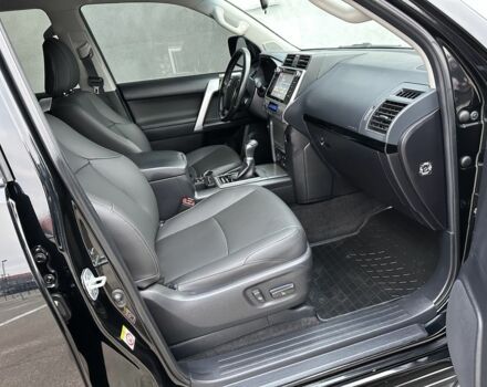 Черный Тойота Ленд Крузер Прадо 150, объемом двигателя 2.8 л и пробегом 147 тыс. км за 39800 $, фото 12 на Automoto.ua