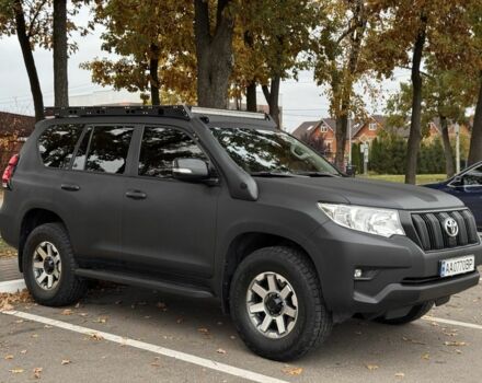 Чорний Тойота Ленд Крузер Прадо 150, об'ємом двигуна 2.7 л та пробігом 111 тис. км за 28500 $, фото 3 на Automoto.ua