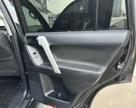 Черный Тойота Ленд Крузер Прадо 150, объемом двигателя 2.8 л и пробегом 147 тыс. км за 39800 $, фото 15 на Automoto.ua