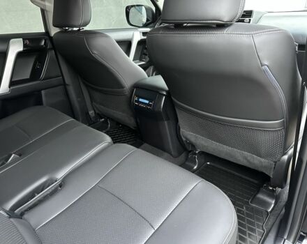 Черный Тойота Ленд Крузер Прадо 150, объемом двигателя 2.8 л и пробегом 147 тыс. км за 39800 $, фото 16 на Automoto.ua